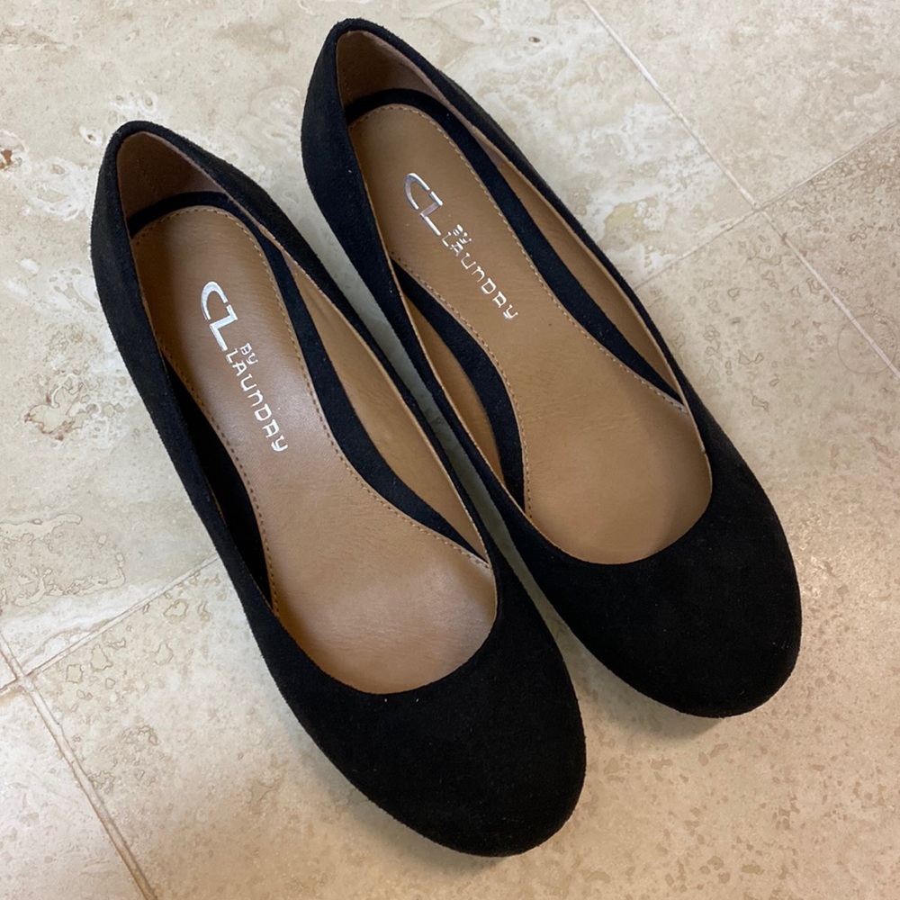 CL by Laundry Black Wedges